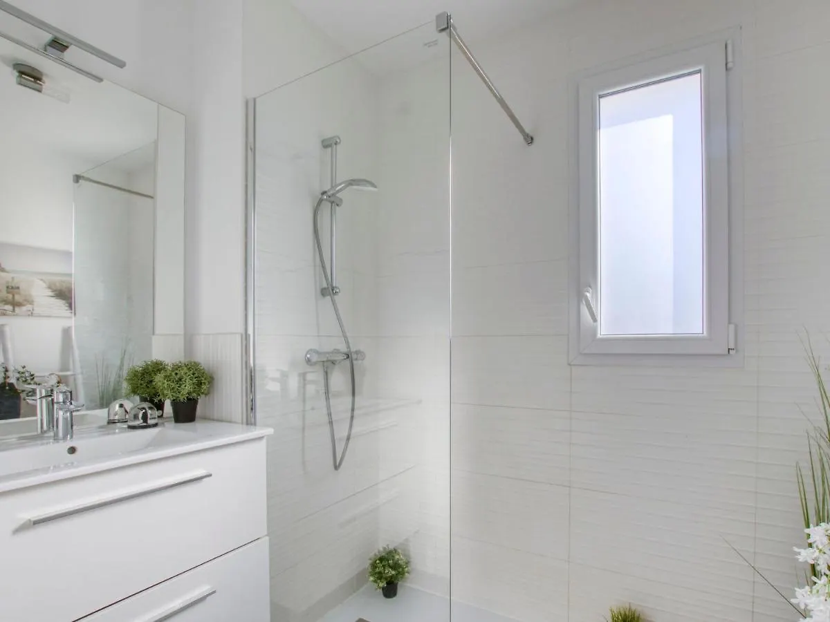 Apartment Les Terrasses By Interhome Sanary-sur-Mer