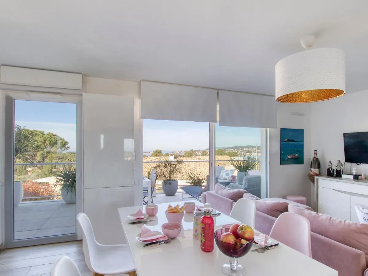 Apartment Les Terrasses By Interhome Sanary-sur-Mer
