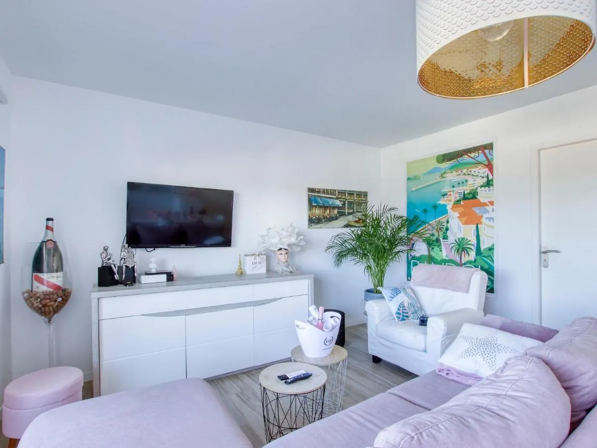 Apartment Les Terrasses By Interhome Sanary-sur-Mer