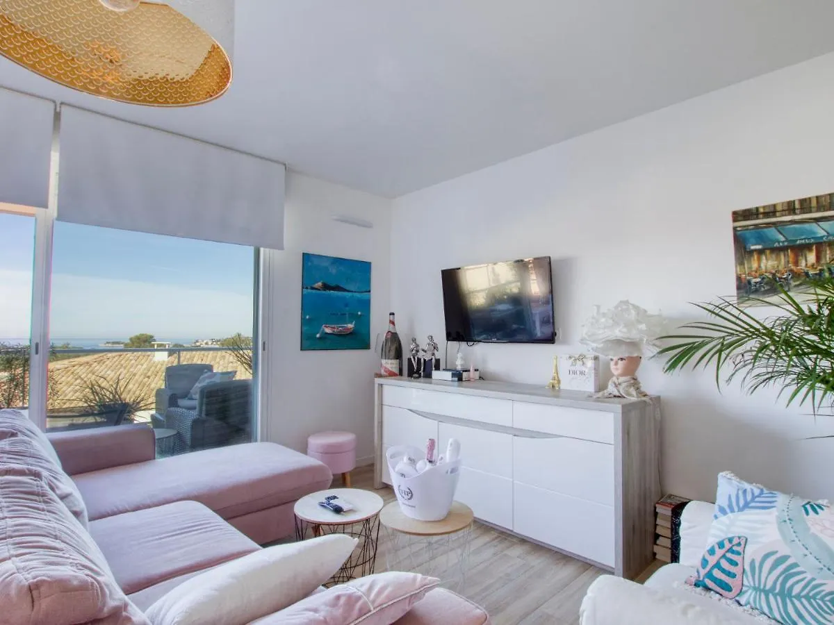 Apartment Les Terrasses By Interhome Sanary-sur-Mer