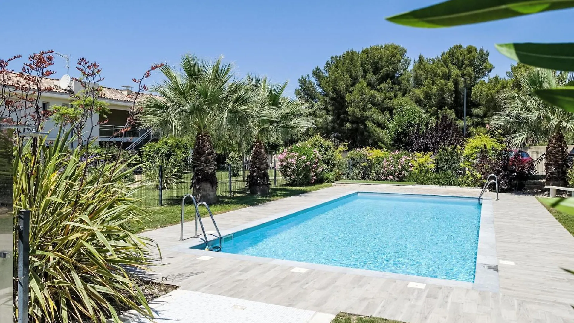 Apartment Les Terrasses By Interhome Sanary-sur-Mer