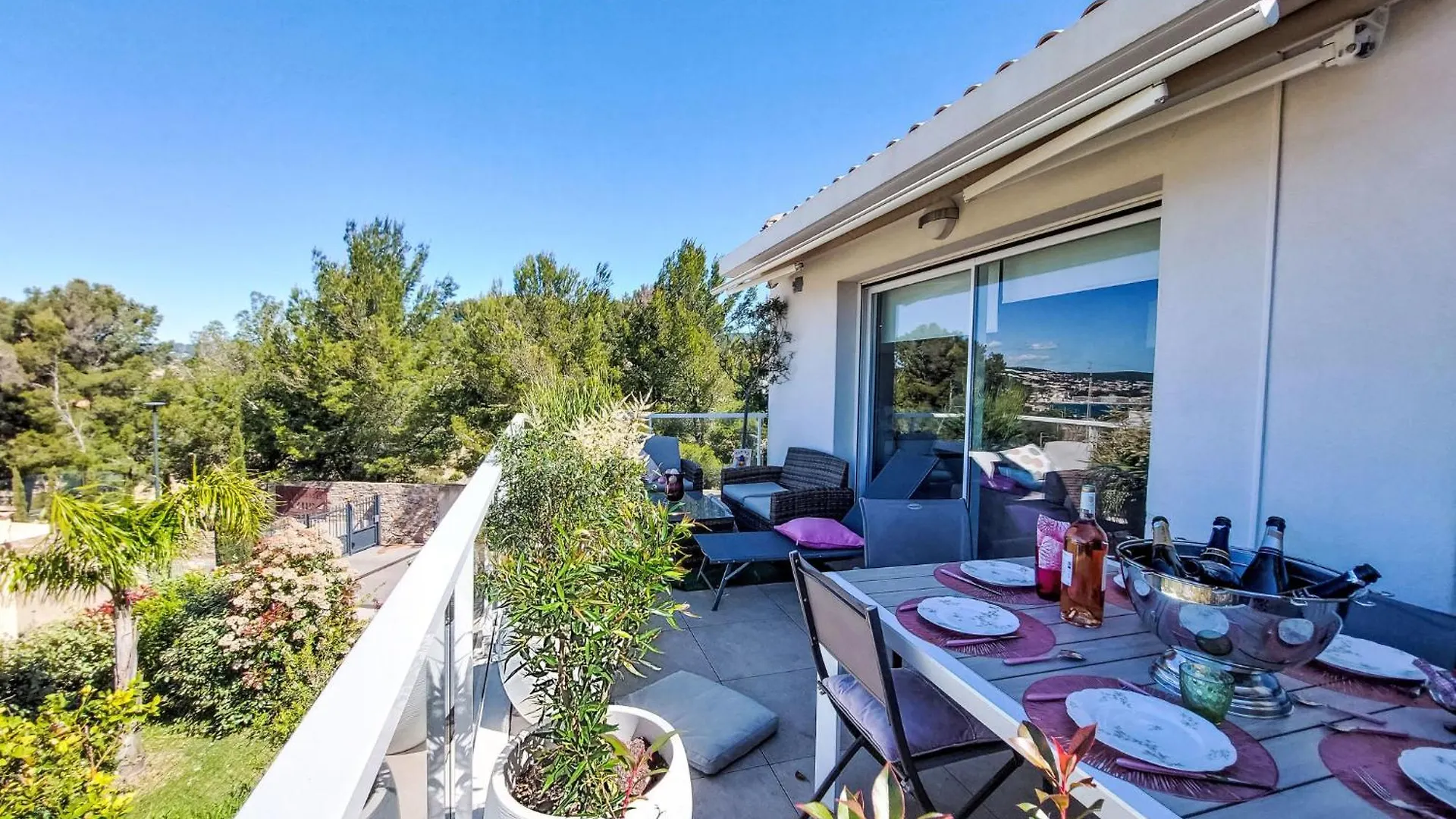 Apartment Les Terrasses By Interhome Sanary-sur-Mer Francia