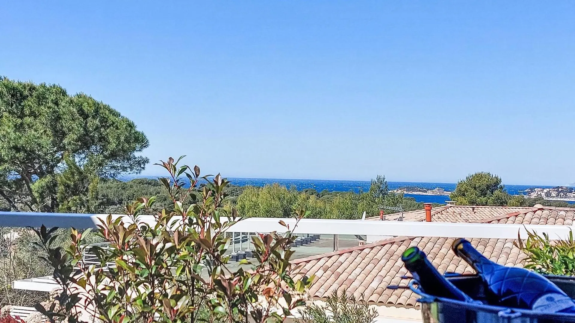 Apartment Les Terrasses By Interhome Sanary-sur-Mer